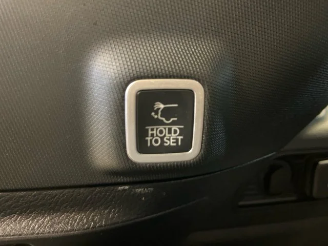 New 2026 Red Jeep Altitude image 17