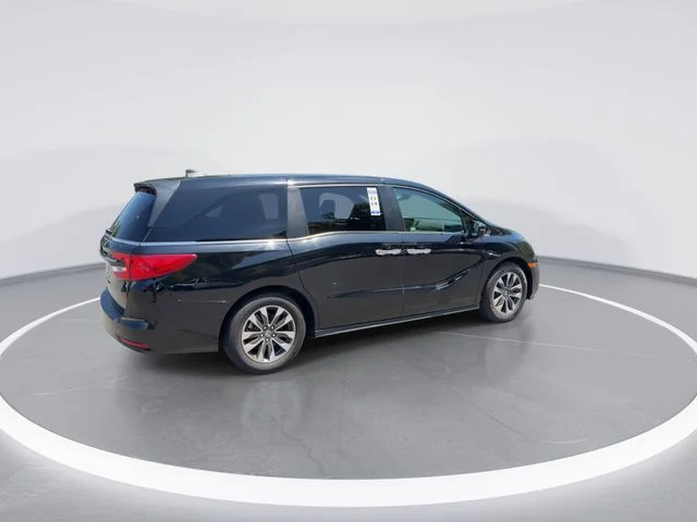 Used 2024  Honda EX-L image 8