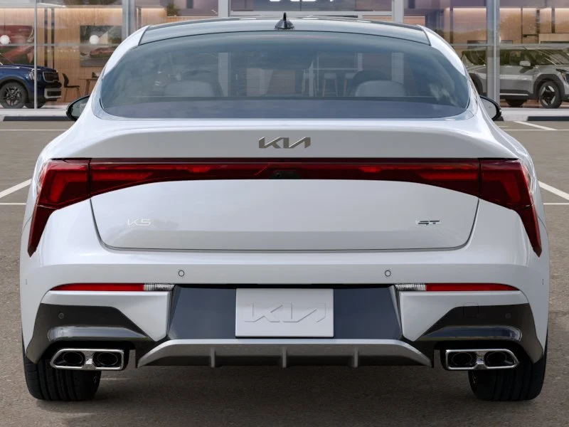 2026 Kia K5 GT - Photo 13
