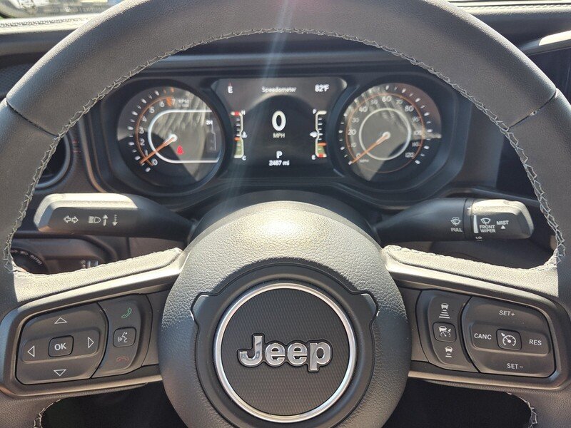 Certified Used 2025 Mojito JEEP RUBICON 4X4 image 29