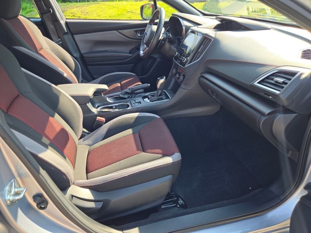 Used 2022 Silver Subaru Sport image 6