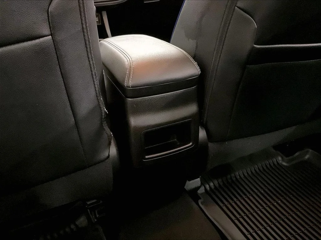 Used 2019 White Toyota SE image 37