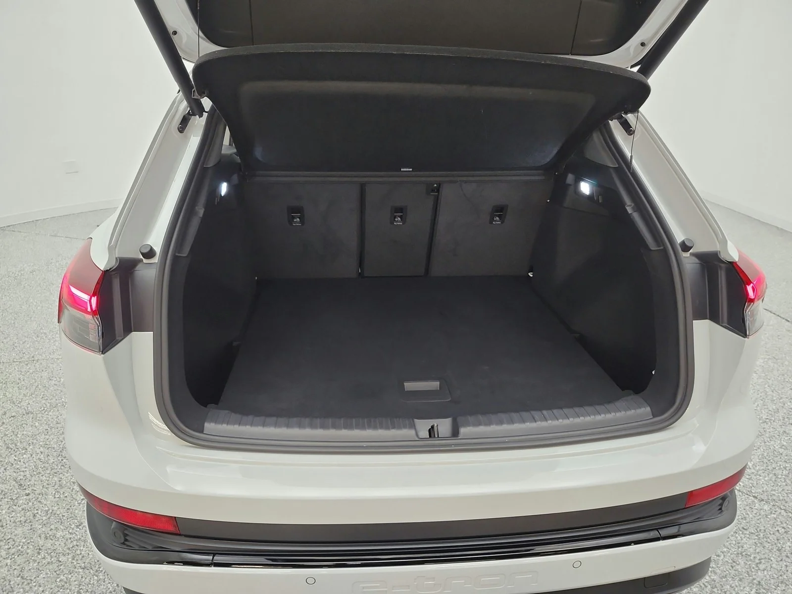 Used 2023 Glacier White Metallic Audi Premium Plus image 20