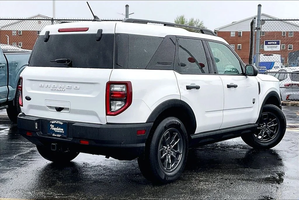 Used 2022 White Ford Big Bend image 11