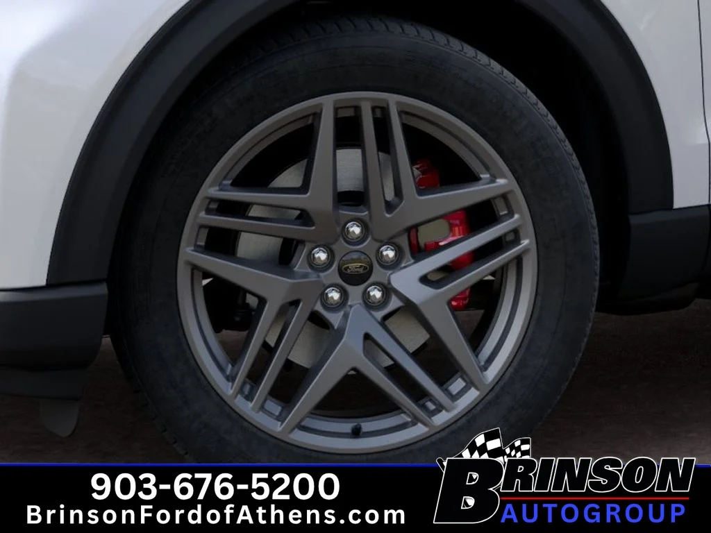 New 2027 Star White Metallic Tri-Coat Ford ST-Line image 19
