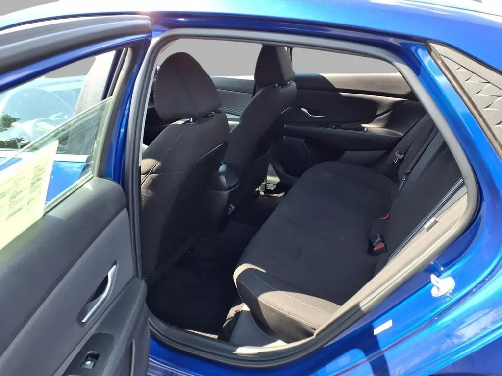 Used 2025 Blue Hyundai SEL Convenience image 26