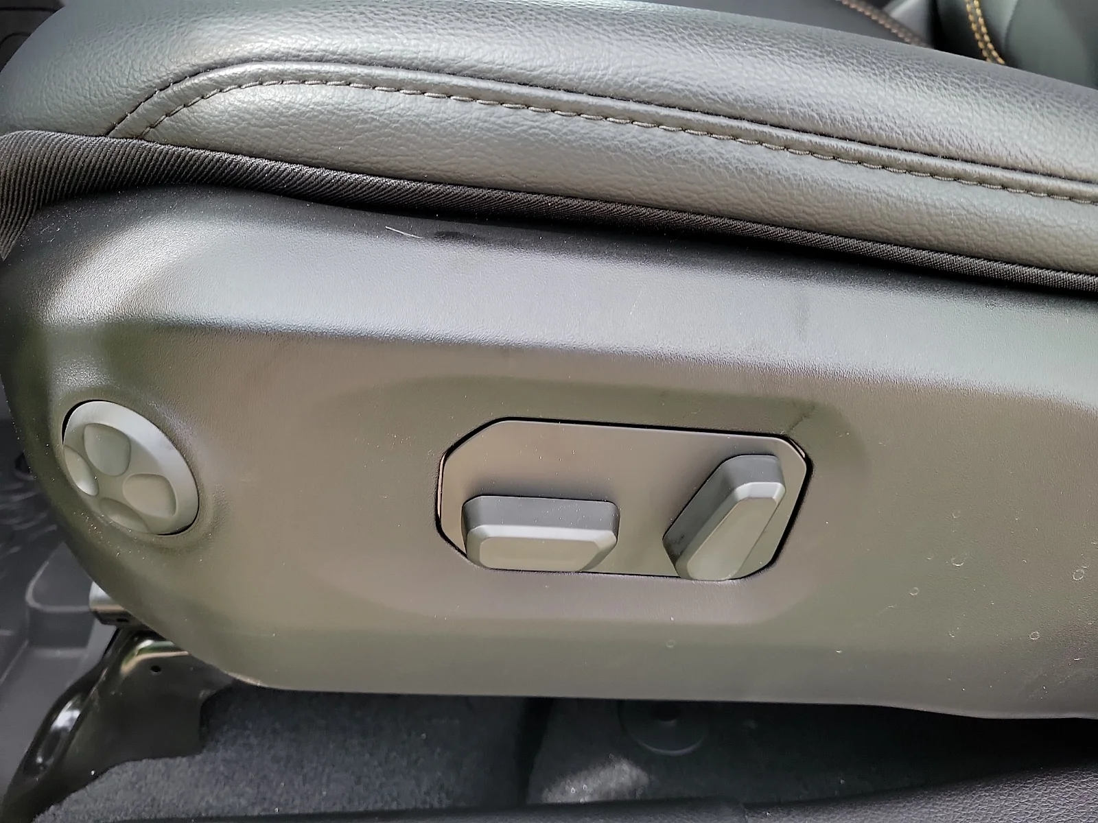 New 2026 PGE Mojito! Cle Jeep 4-DOOR SAHARA image 13