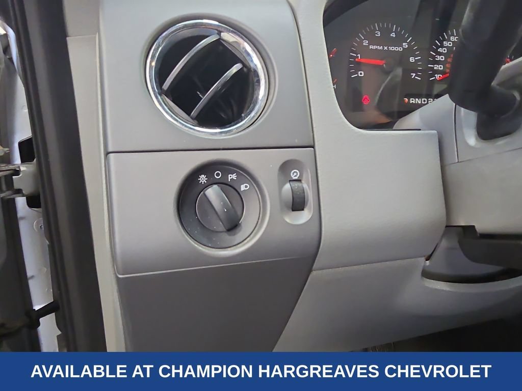 Used 2008 Silver Ford XLT image 23