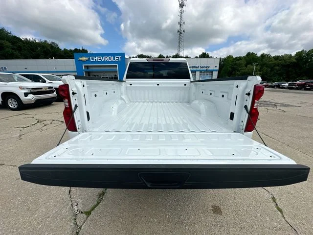 Used 2023 White Chevrolet Custom image 28