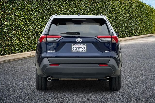 Certified Used 2025  Toyota XLE image 5