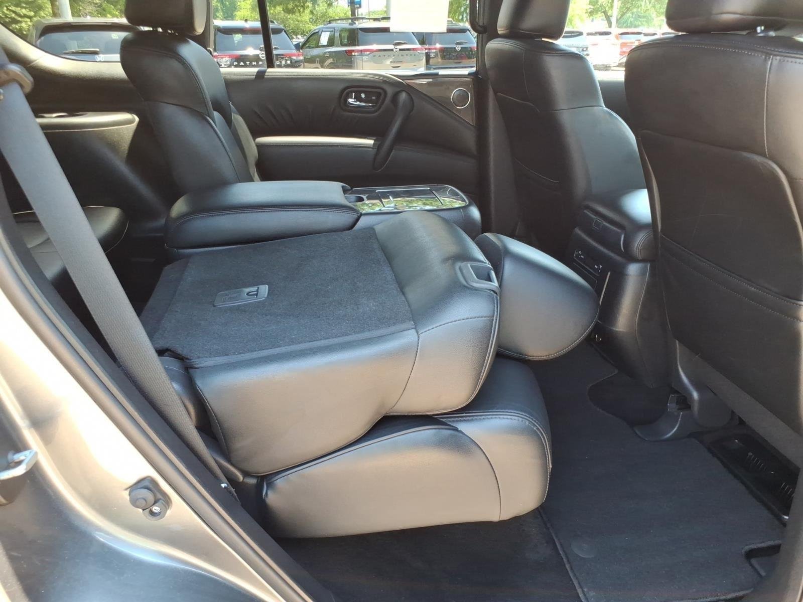 Used 2023 Gun Metallic Nissan SL image 24