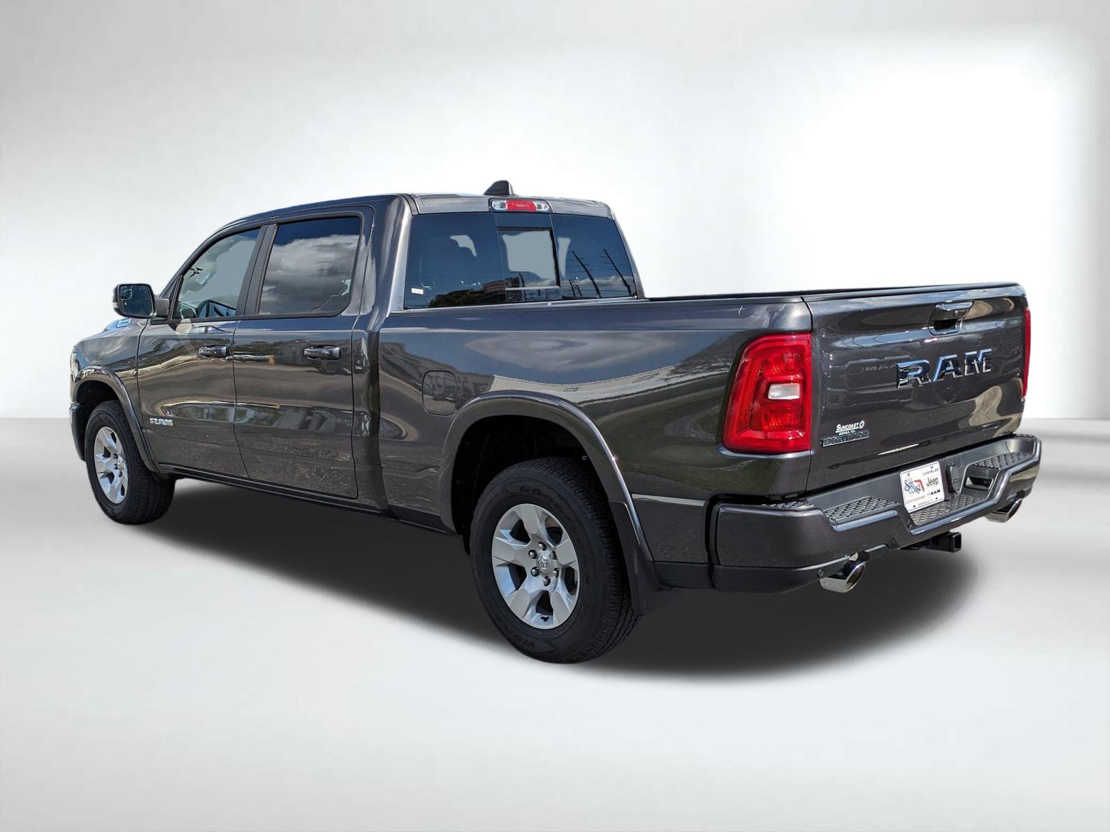 New 2026 Granite Crystal Metallic Clear-Coat Exterior Paint RAM Big Horn/Lone Star image 6
