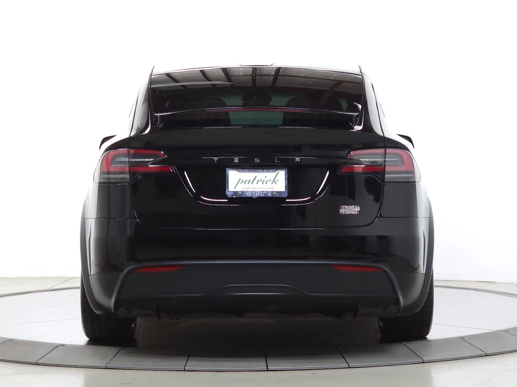 Used 2023  Tesla Plaid image 5