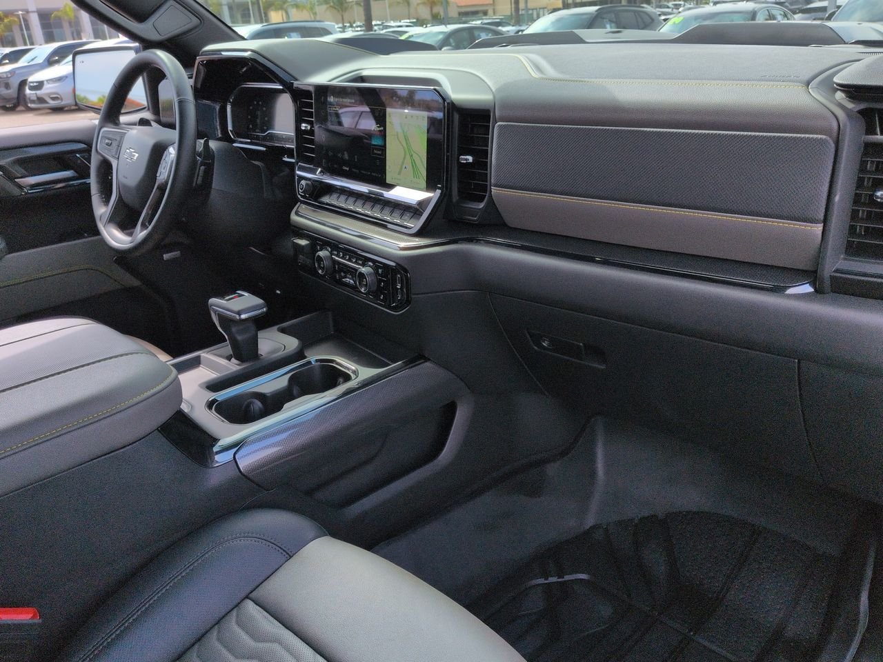 Used 2025 Black Chevrolet ZR2 image 30
