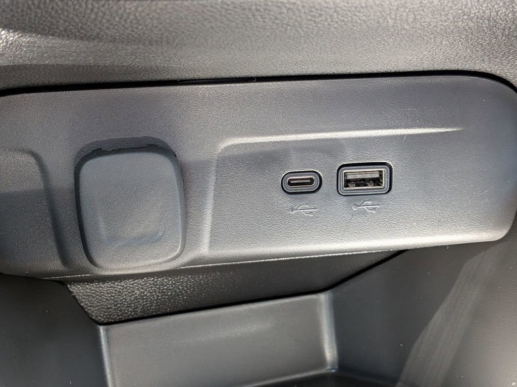 New 2026 Summit White Chevrolet LT image 31