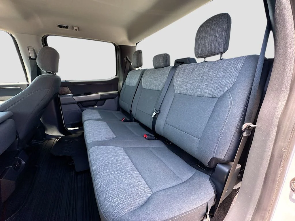 Certified Used 2021 Oxford White Ford XLT image 20