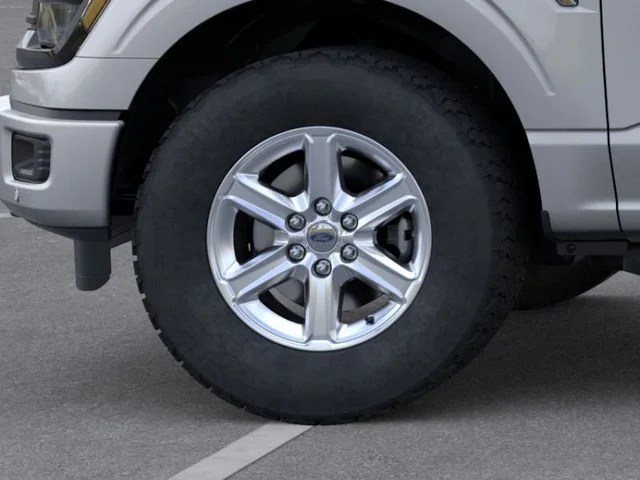 New 2026 Iconic Silver Metallic Ford XLT image 19