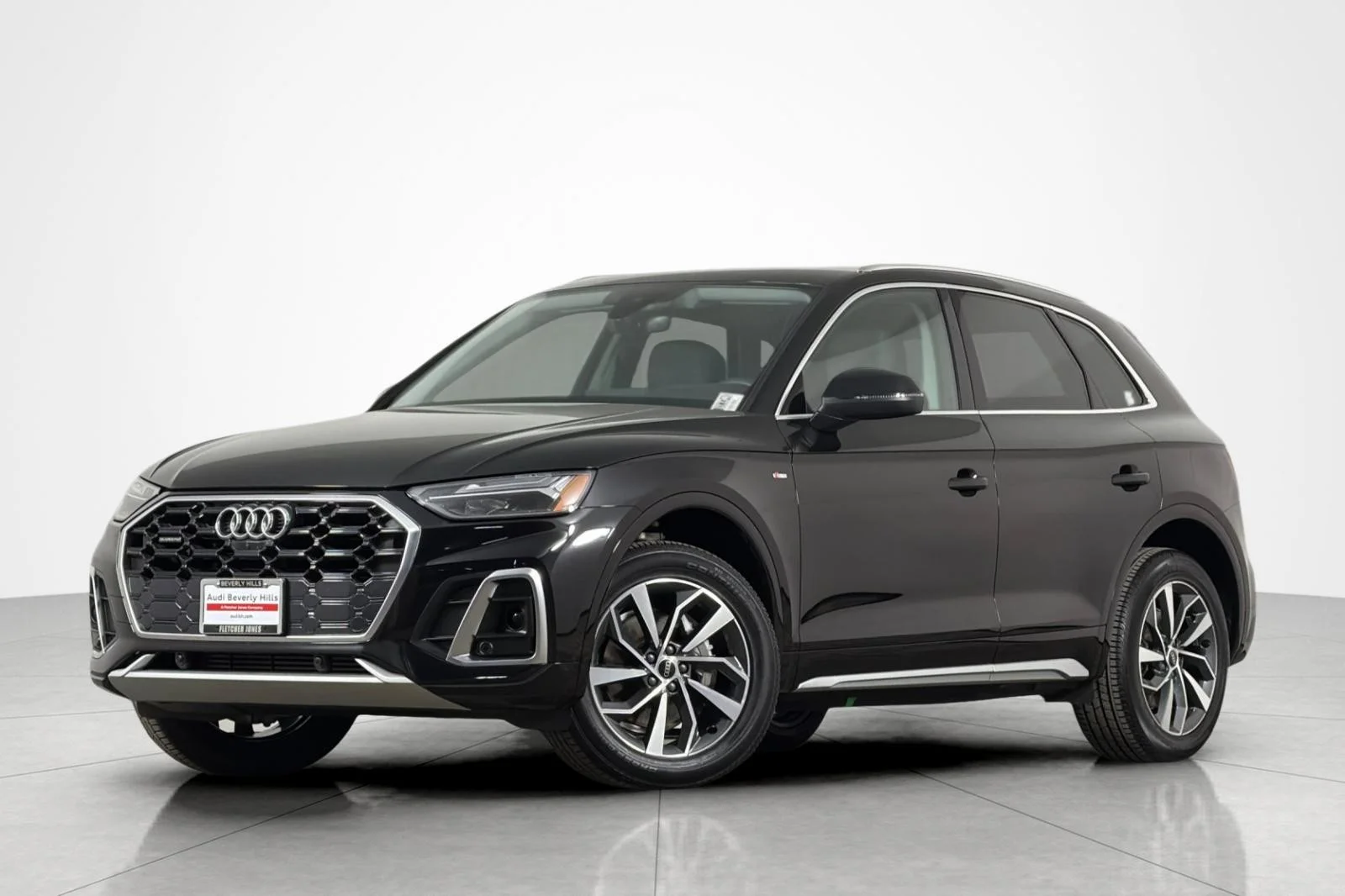 2023 Audi Q5 45 Premium Plus's photo