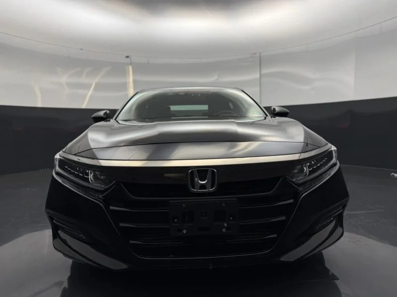 Used 2018 Black Honda Sport Sedan 4D image 2