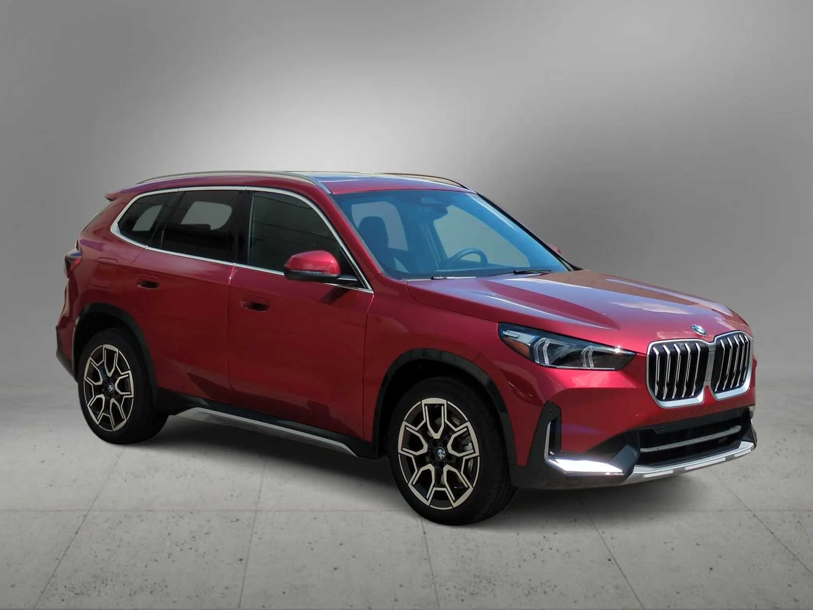 New 2026 Vegas Red Metallic BMW xDrive28i image 2