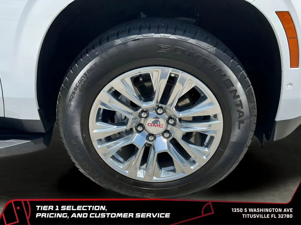 Used 2025 Summit White GMC Denali image 10