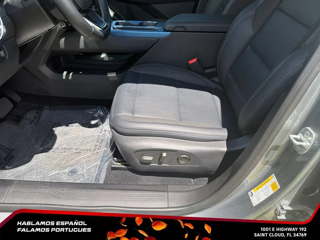 Used 2025 Sterling Gray Metallic Chevrolet LT image 15