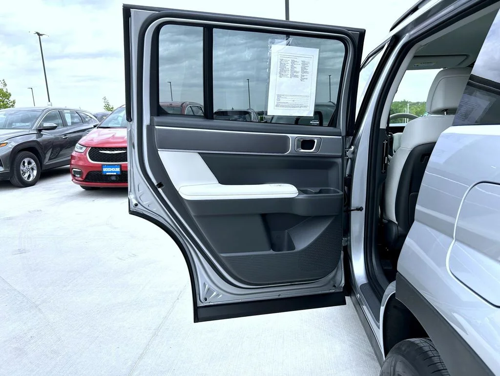 Used 2026 Silver Hyundai SEL image 23
