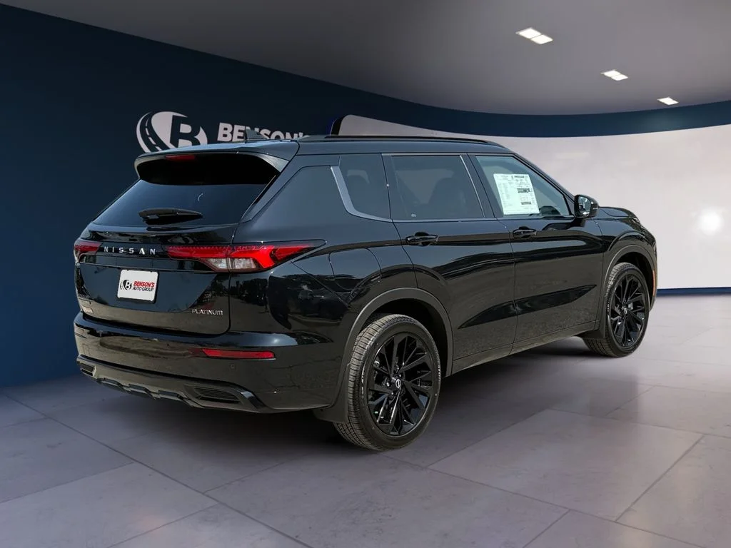 New 2026 Black Nissan Platinum image 5