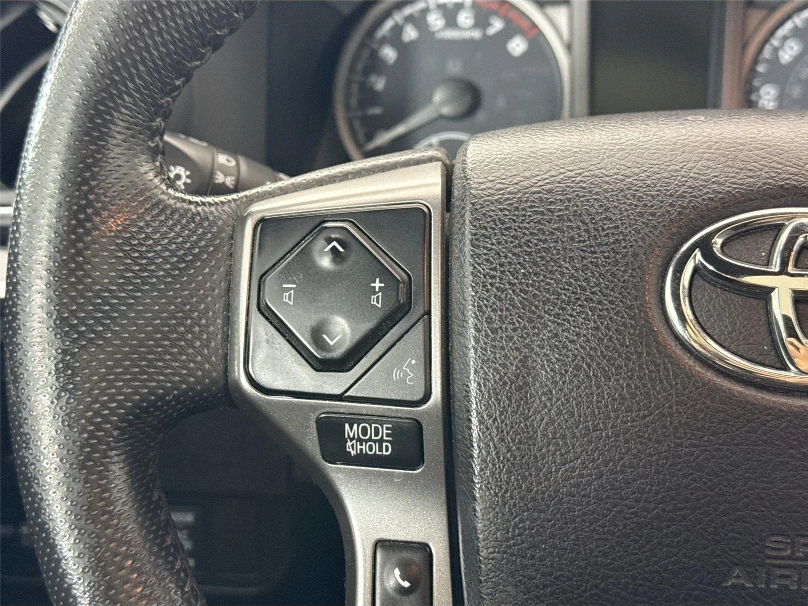 2021 Toyota Tacoma Limited - Photo 18