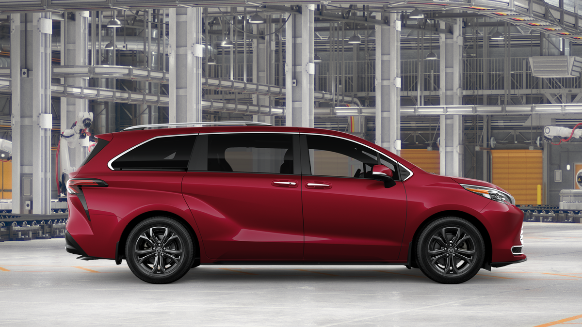 New 2026 Ruby Flare Pearl Toyota Platinum image 12