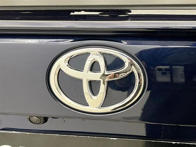 2024 Toyota RAV4 XLE - Photo 40