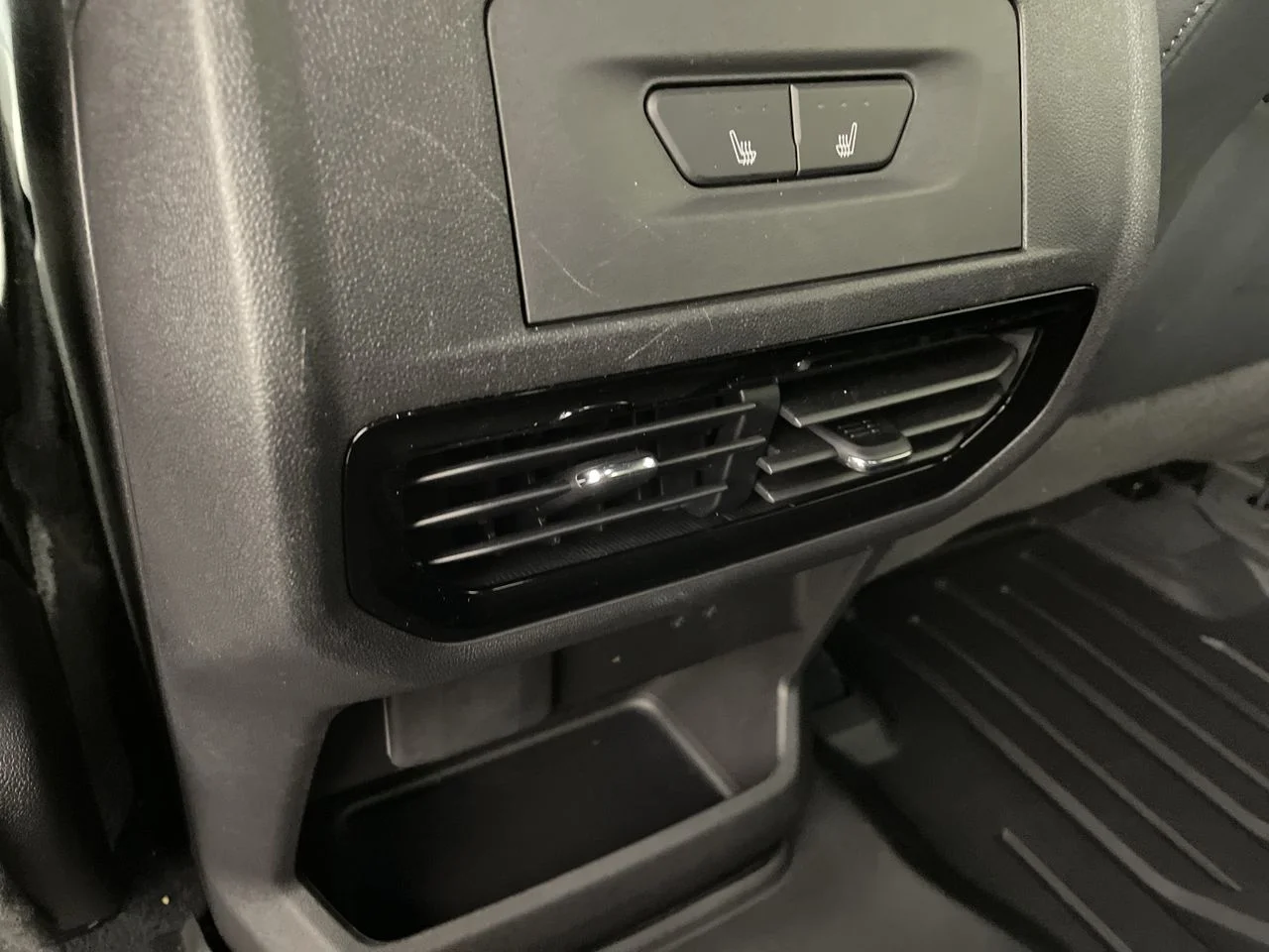 2025 Chevrolet Silverado EV LT - Photo 80