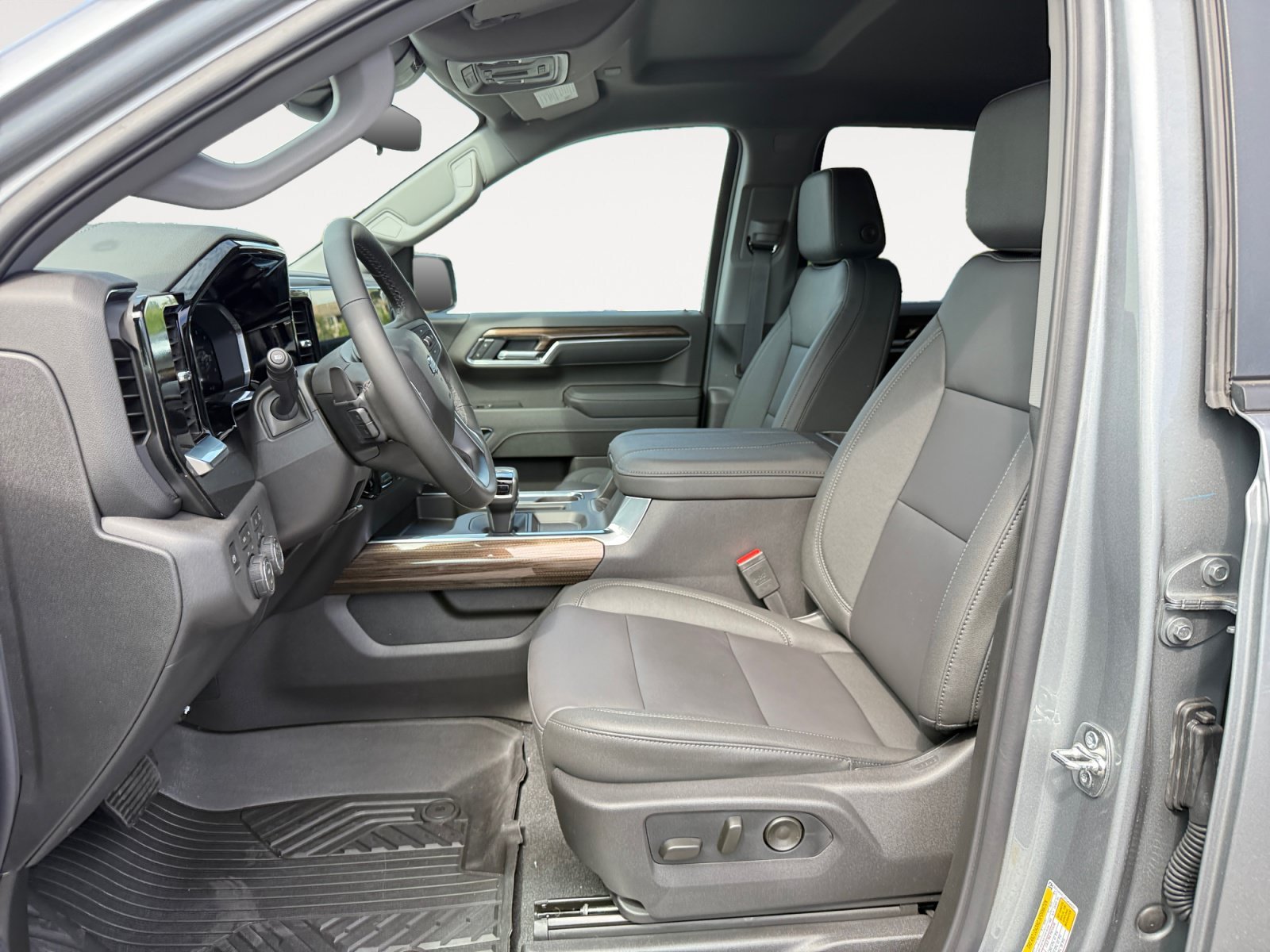 New 2026 Sterling Gray Metallic Chevrolet LT Trail Boss image 10