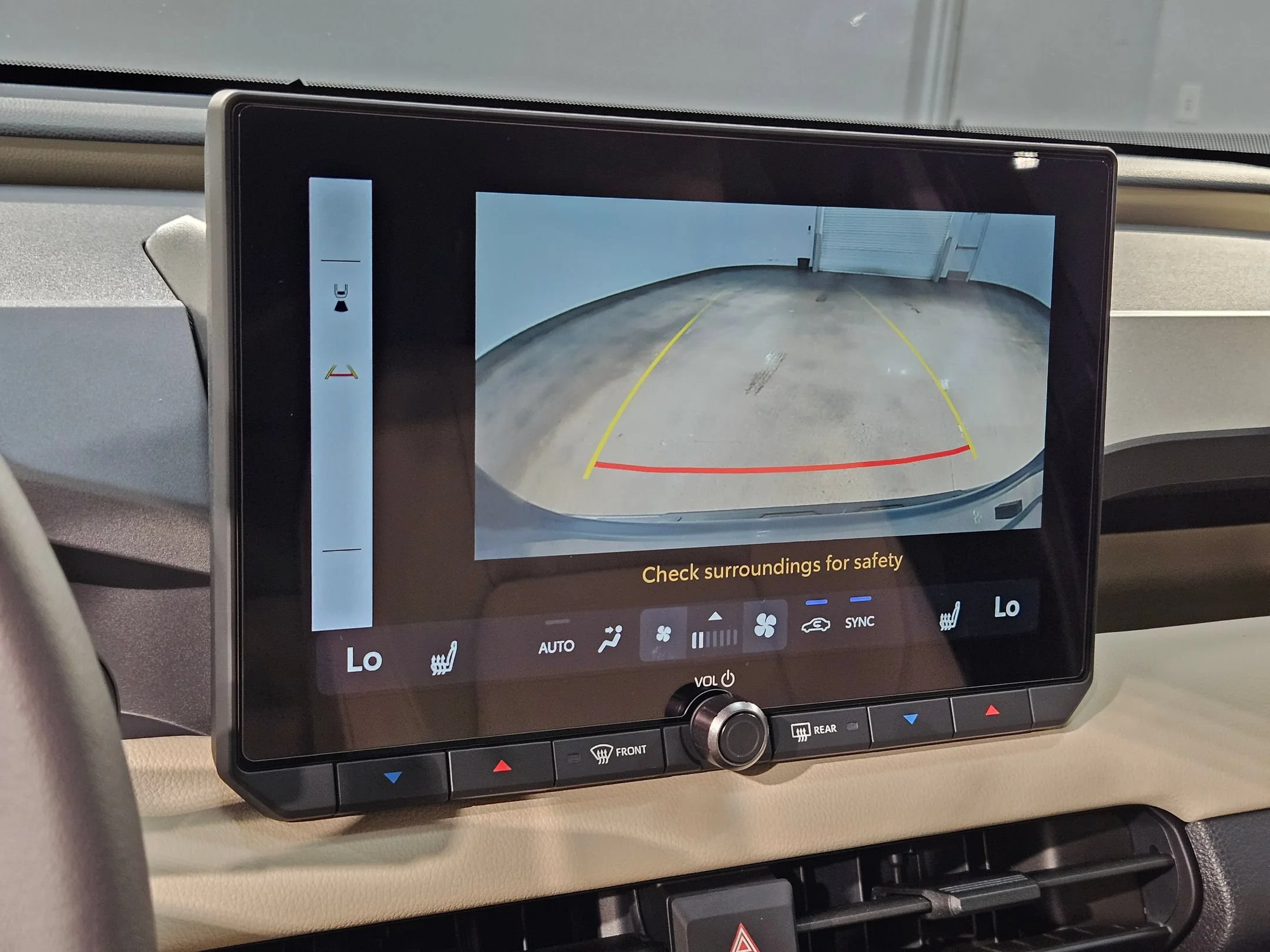 New 2026 Cloud Toyota XLE Premium image 16