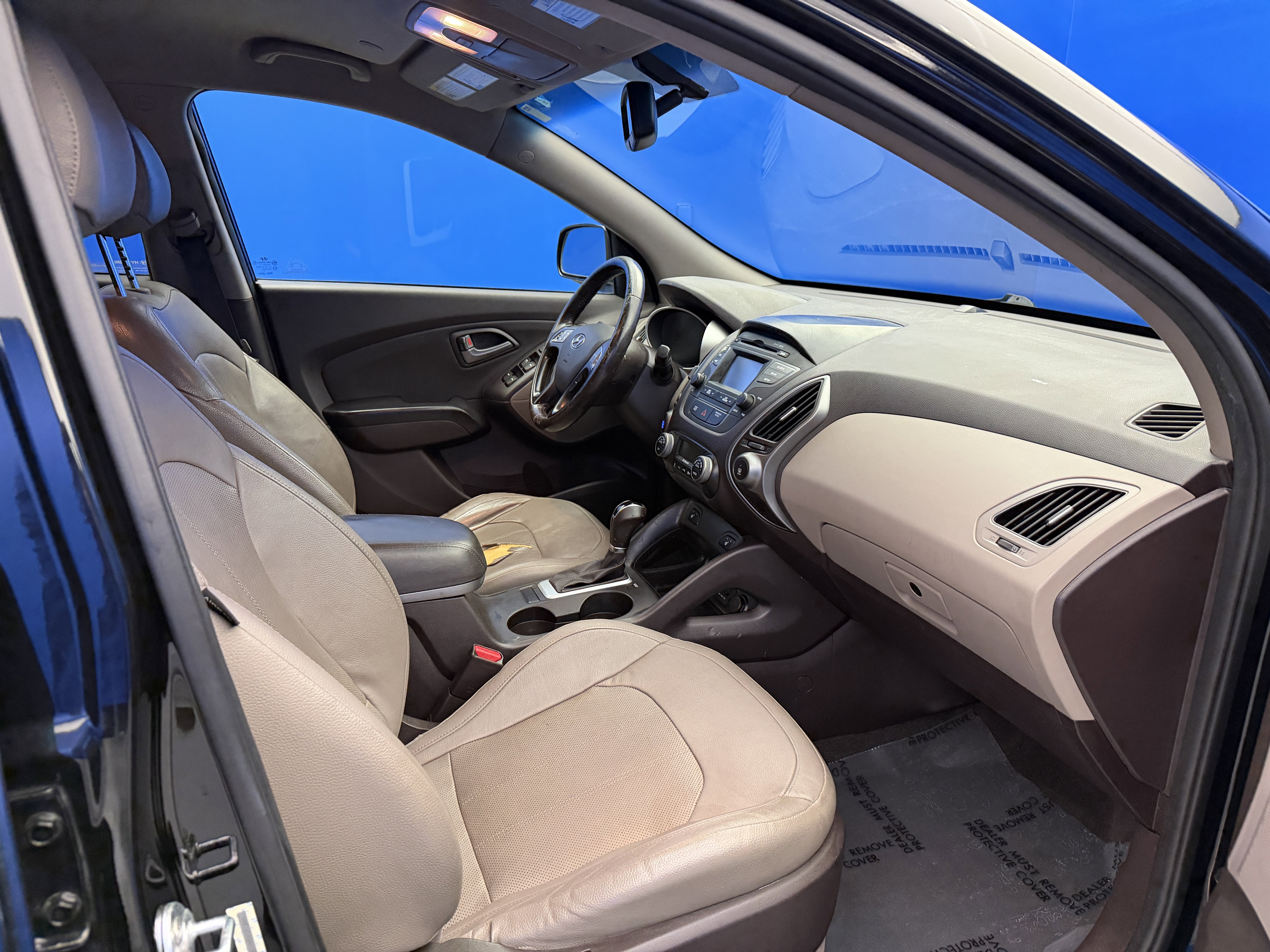 Used 2014 Ash Black Hyundai Limited image 27