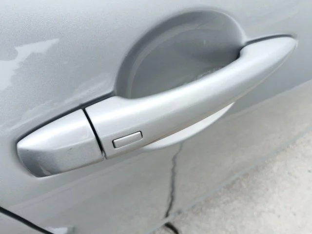 Used 2020 Silver Nissan SV image 31