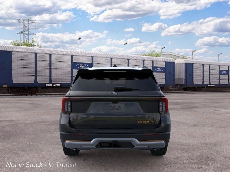 New 2026 Agate Black Metallic Ford Tremor® image 5
