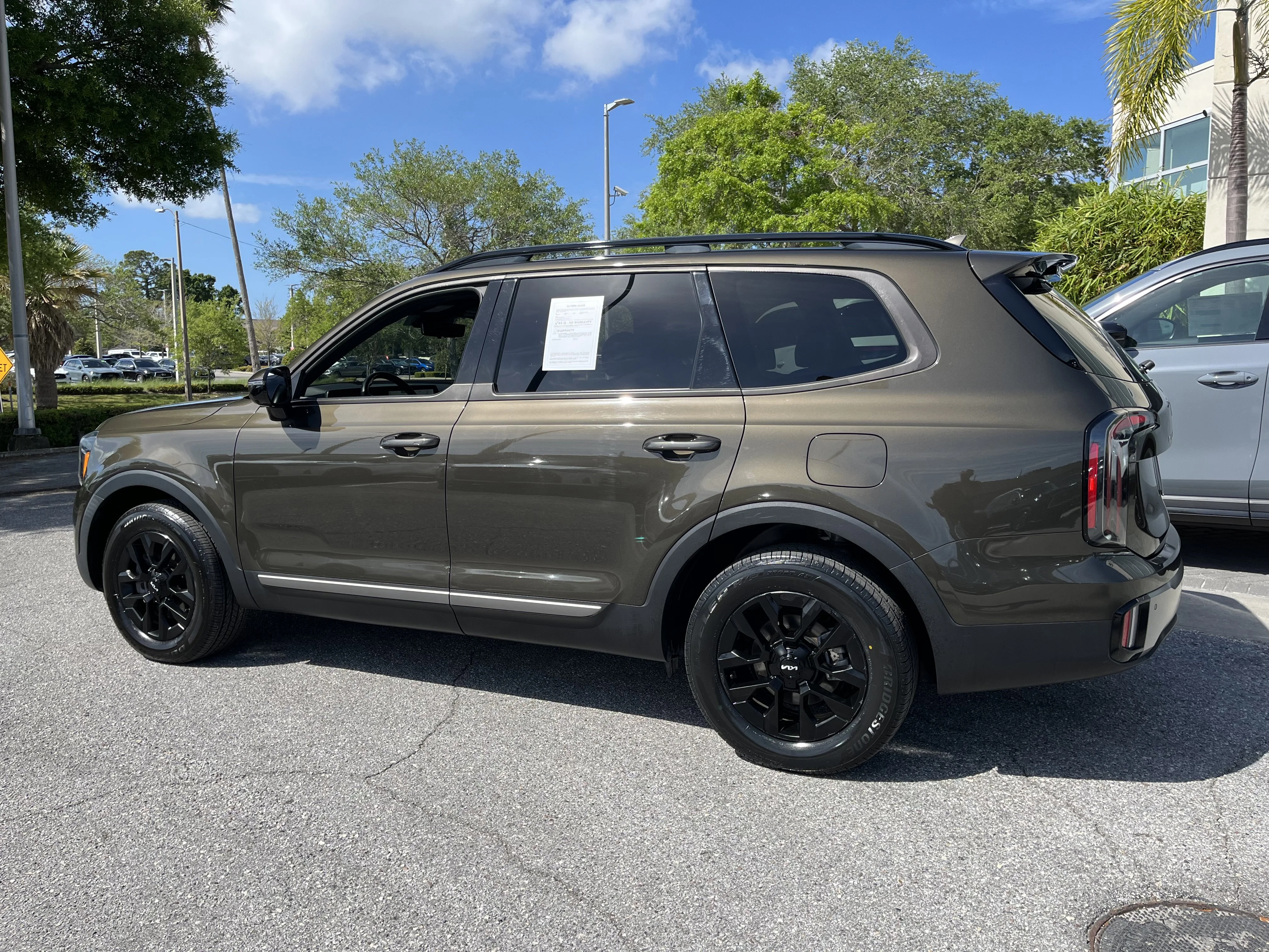 Used 2023 Dark Moss Kia SX Prestige X-Pro image 7