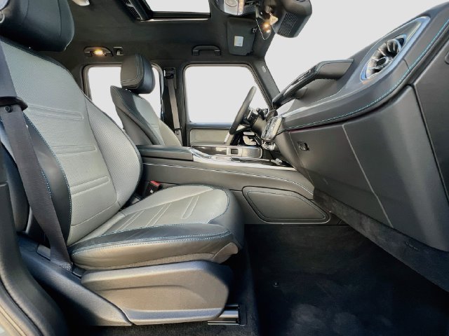 Certified Used 2025 Gray Mercedes-Benz G 580 image 30