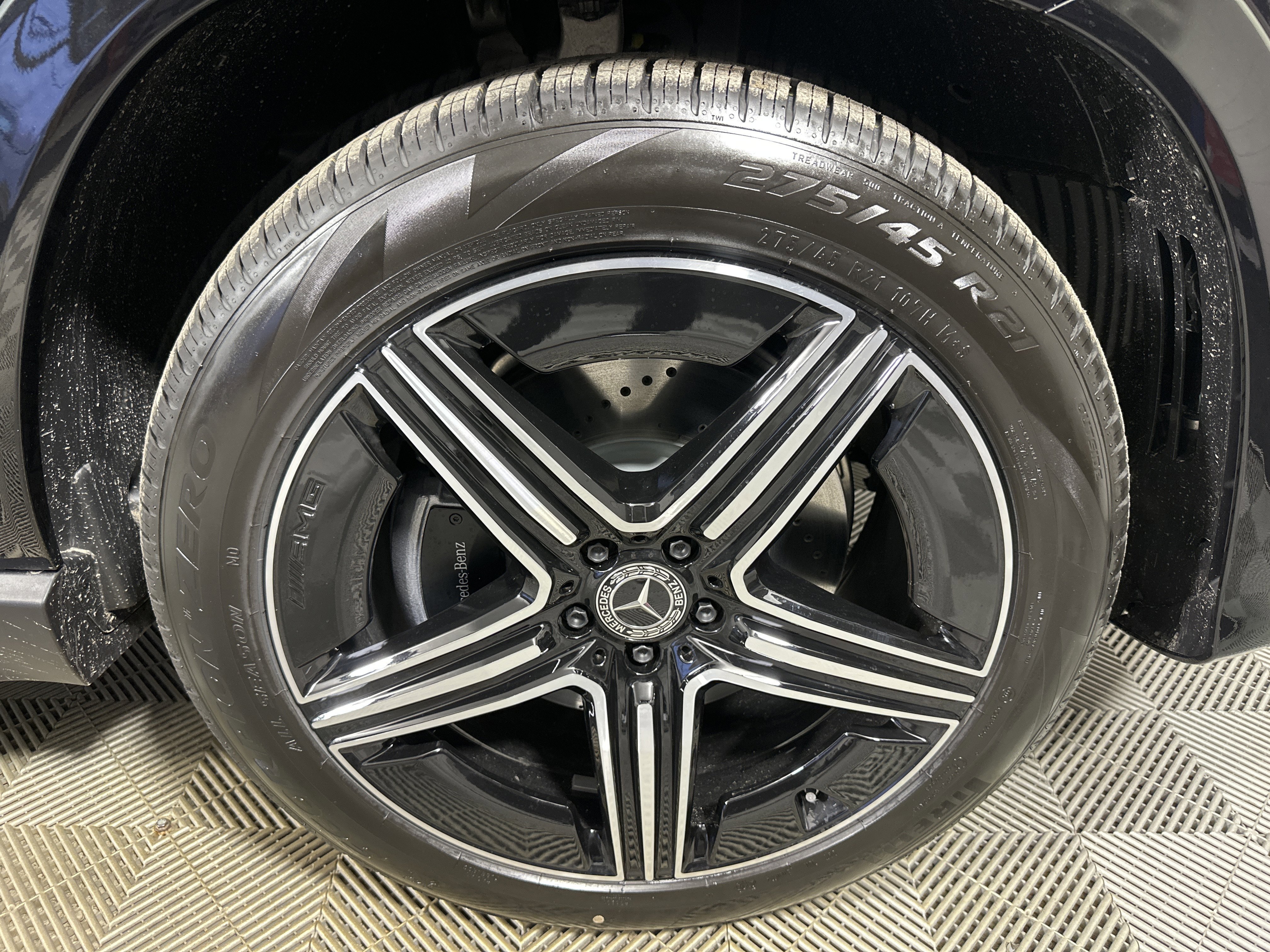 New 2026 OBSIDIAN BLACK METALLIC Mercedes-Benz GLE 350 image 28