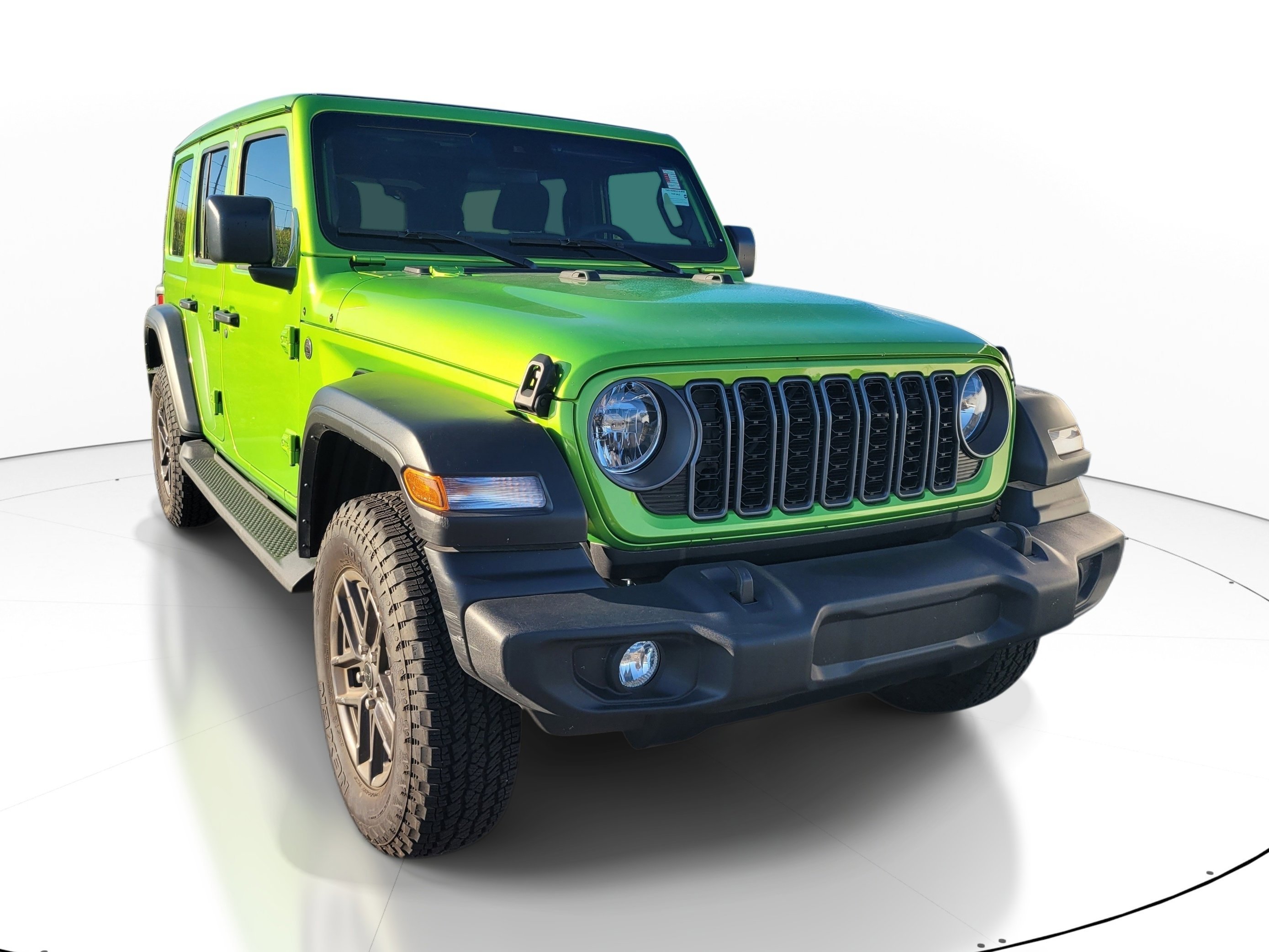 2025 Jeep Wrangler Sport S's photo