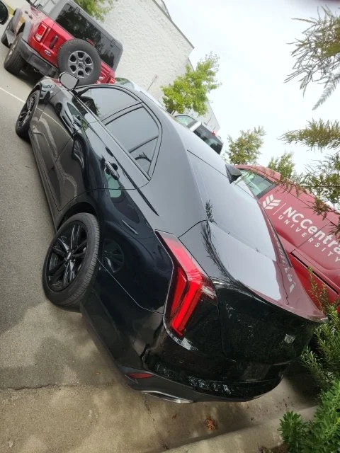 Used 2022 Black Cadillac Luxury image 3