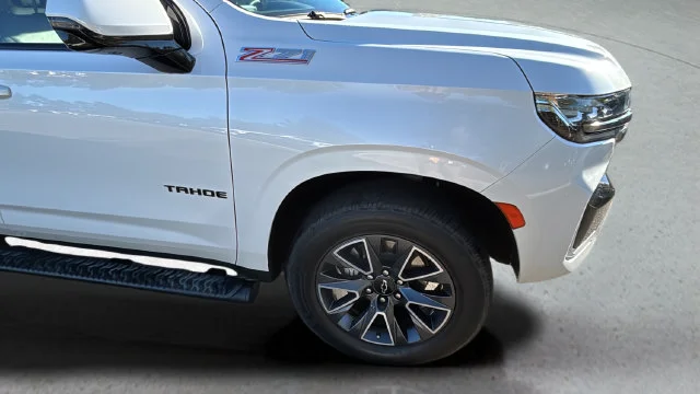 Used 2022 Beige Chevrolet Z71 image 32