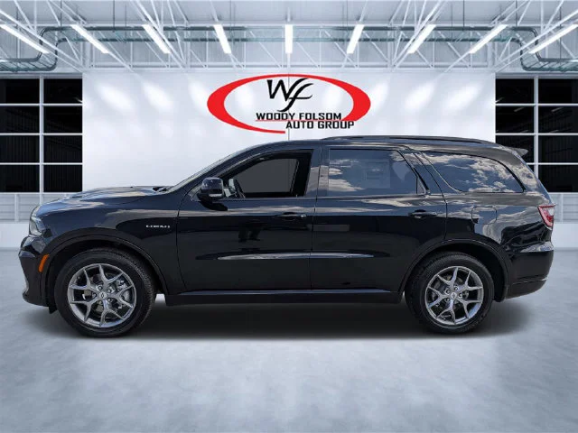 New 2027 Pitch-Black Exterior Paint Dodge GT image 6