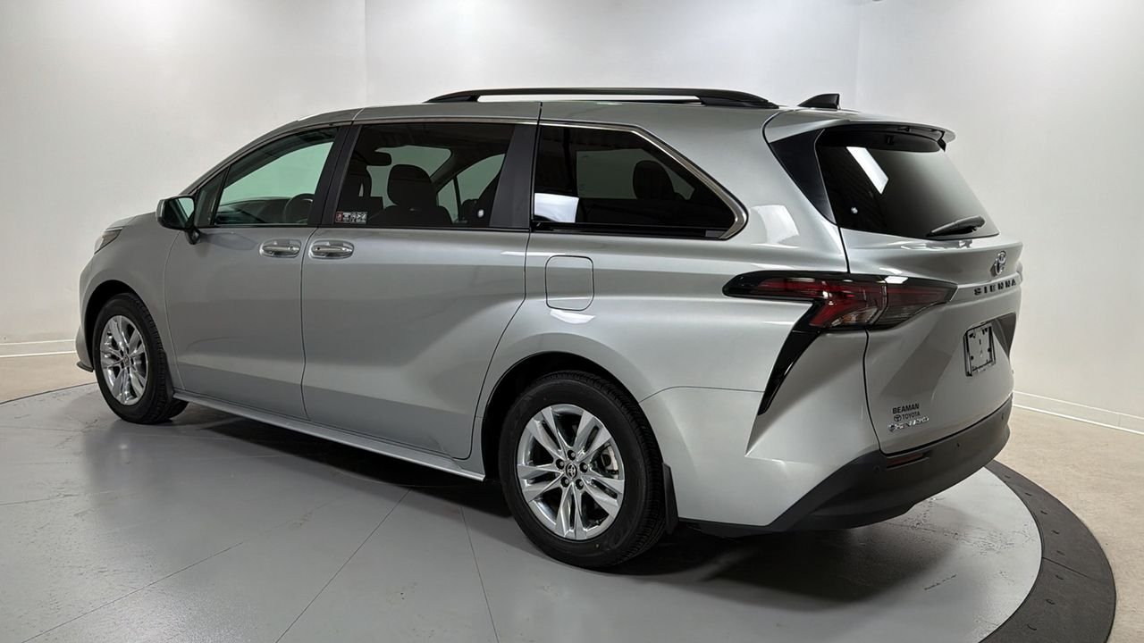 Used 2025 Silver Toyota XLE image 7