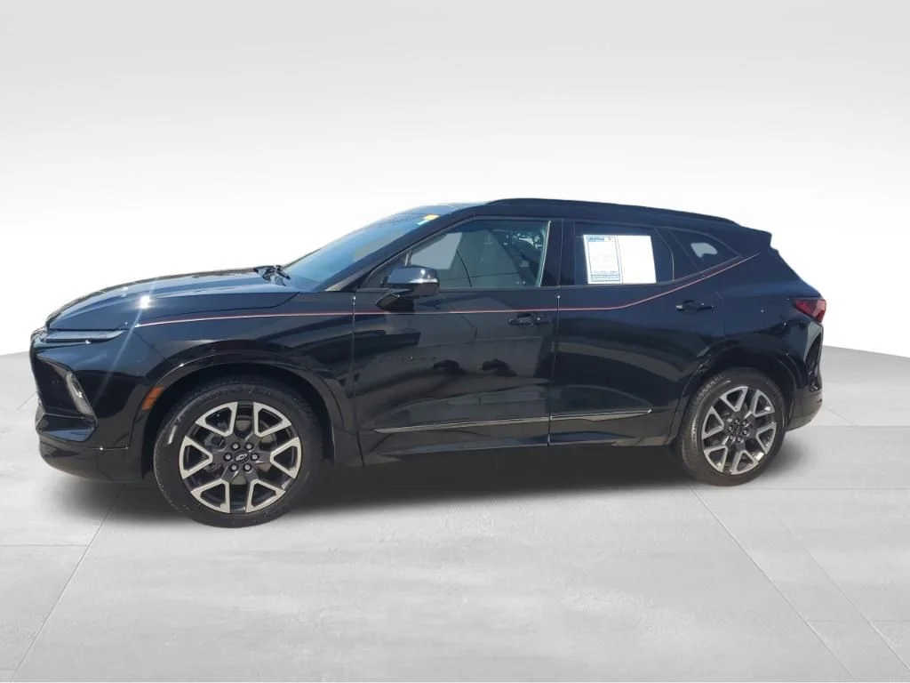 Used 2023 Black Chevrolet RS image 2