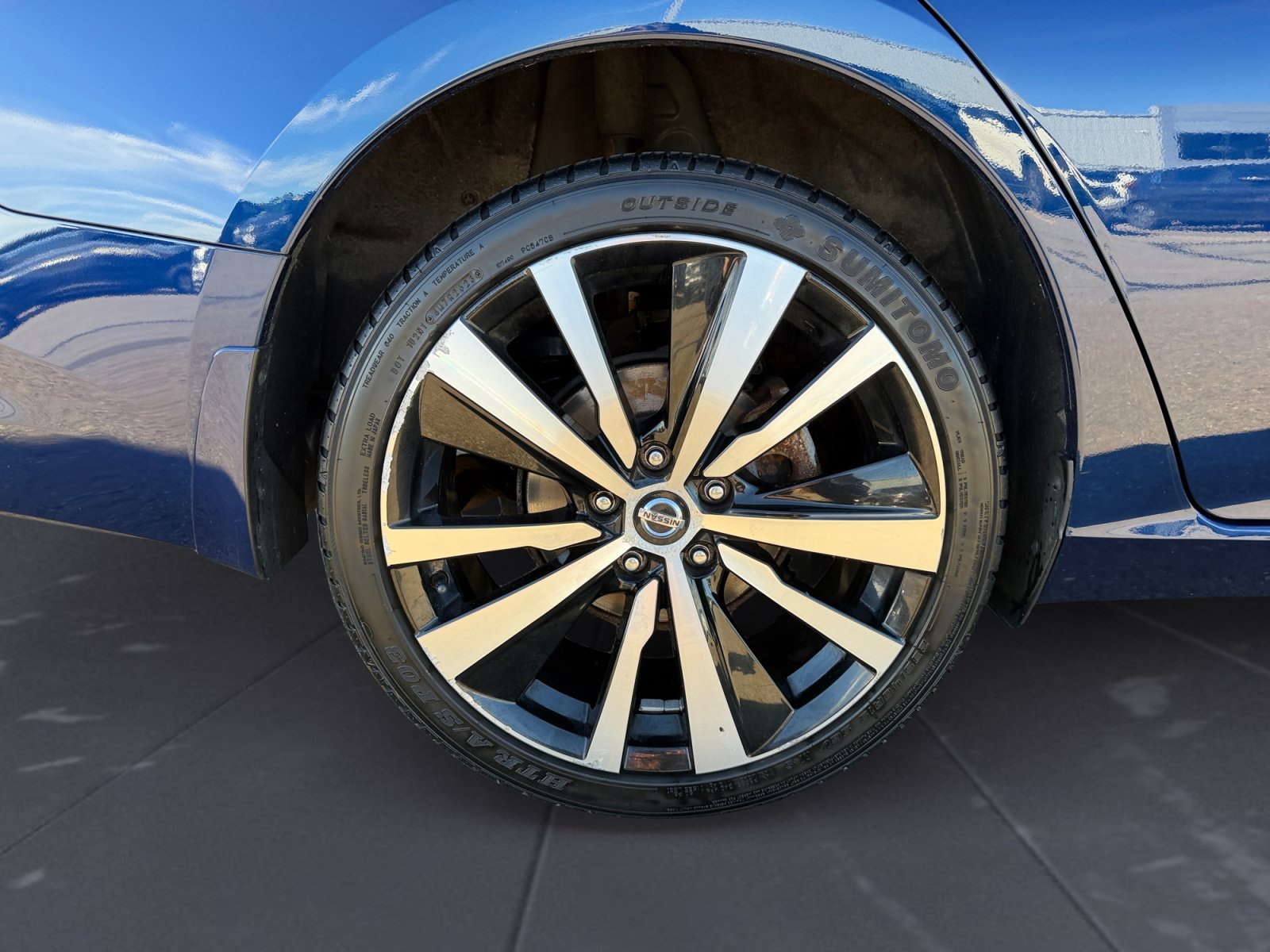 Used 2020 Deep Blue Pearl Nissan 2.5 SR image 46