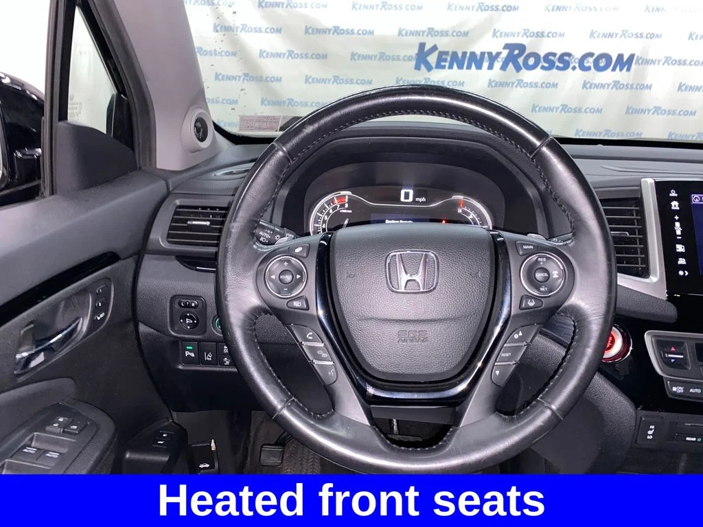 Used 2017  Honda Touring image 27