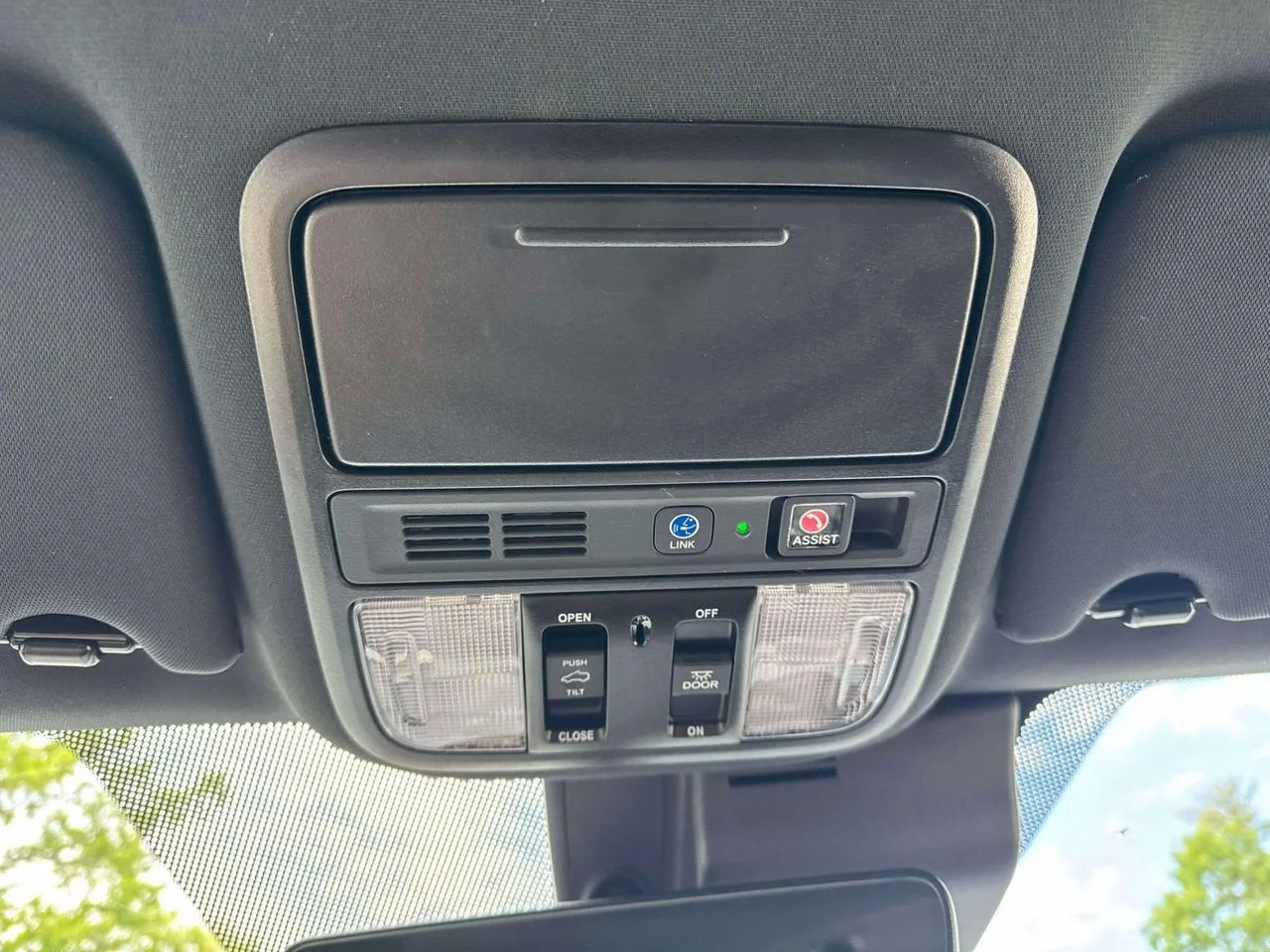 2024 Honda Passport Black Edition - Photo 37