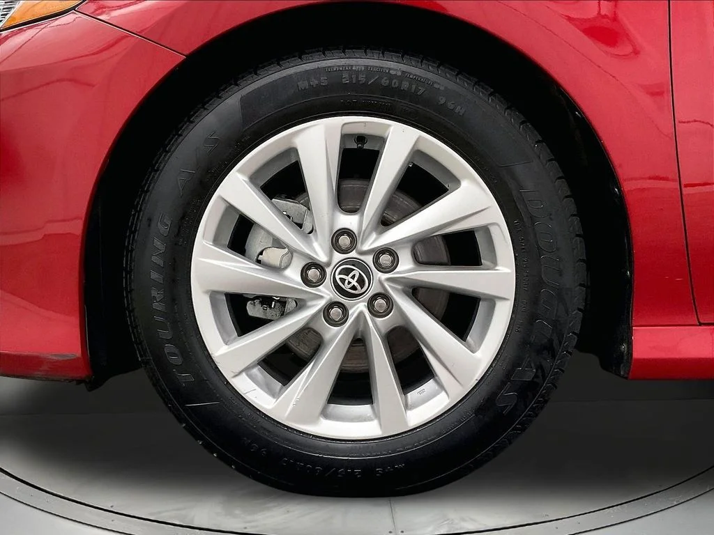 2024 Toyota Camry LE - Photo 12